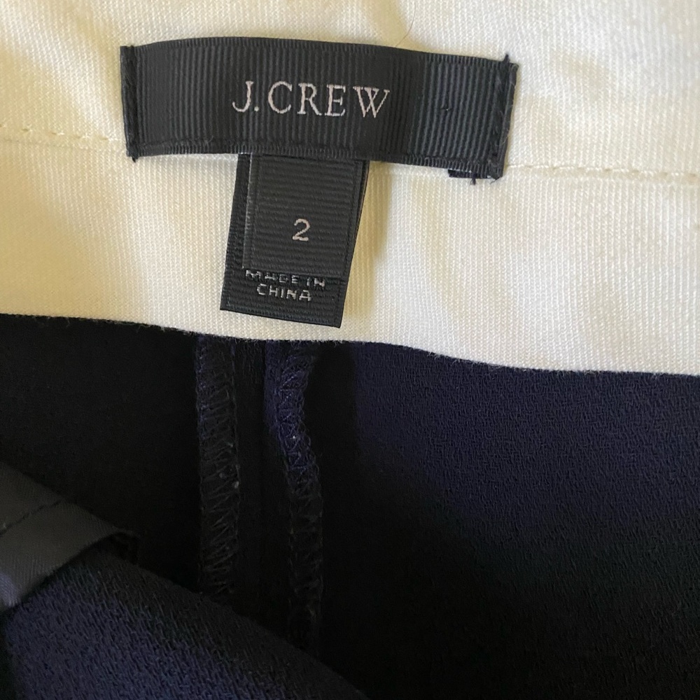 J. CREW Dress Shorts Women Size 2 Navy Pleated Belt Loops Pockets Style# A2658 - Picture 3 of 5